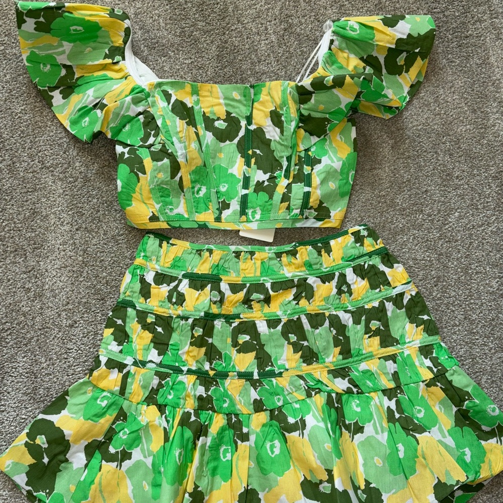 Skirt Set